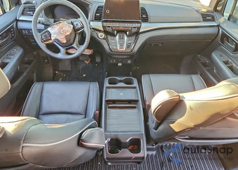 2025 Honda Odyssey Touring z USA, uszkodzony, nr VIN 5FNRL6H87SB055528